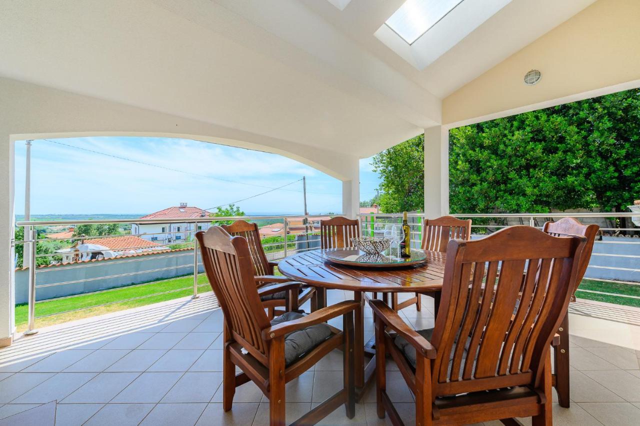 Villa Elisa Kastelir Luaran gambar